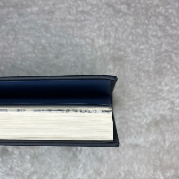 1st edition original cover Sarah J Maas a court of Frost and Starlight hardcover - Picture 9 of 9